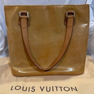 Louis Vuitton Houston Vernis Patent Leather Shoulder Bag Gold/Yellow Authentic